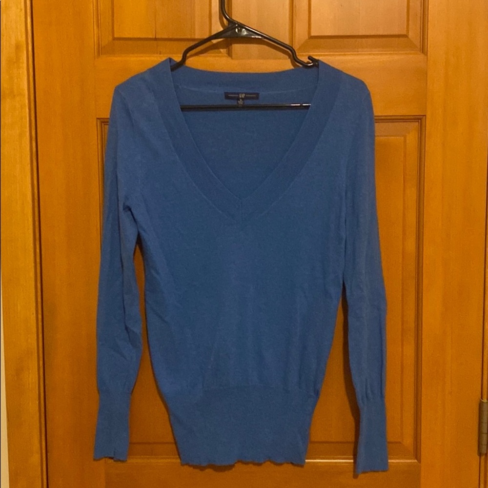 Gap Sweater